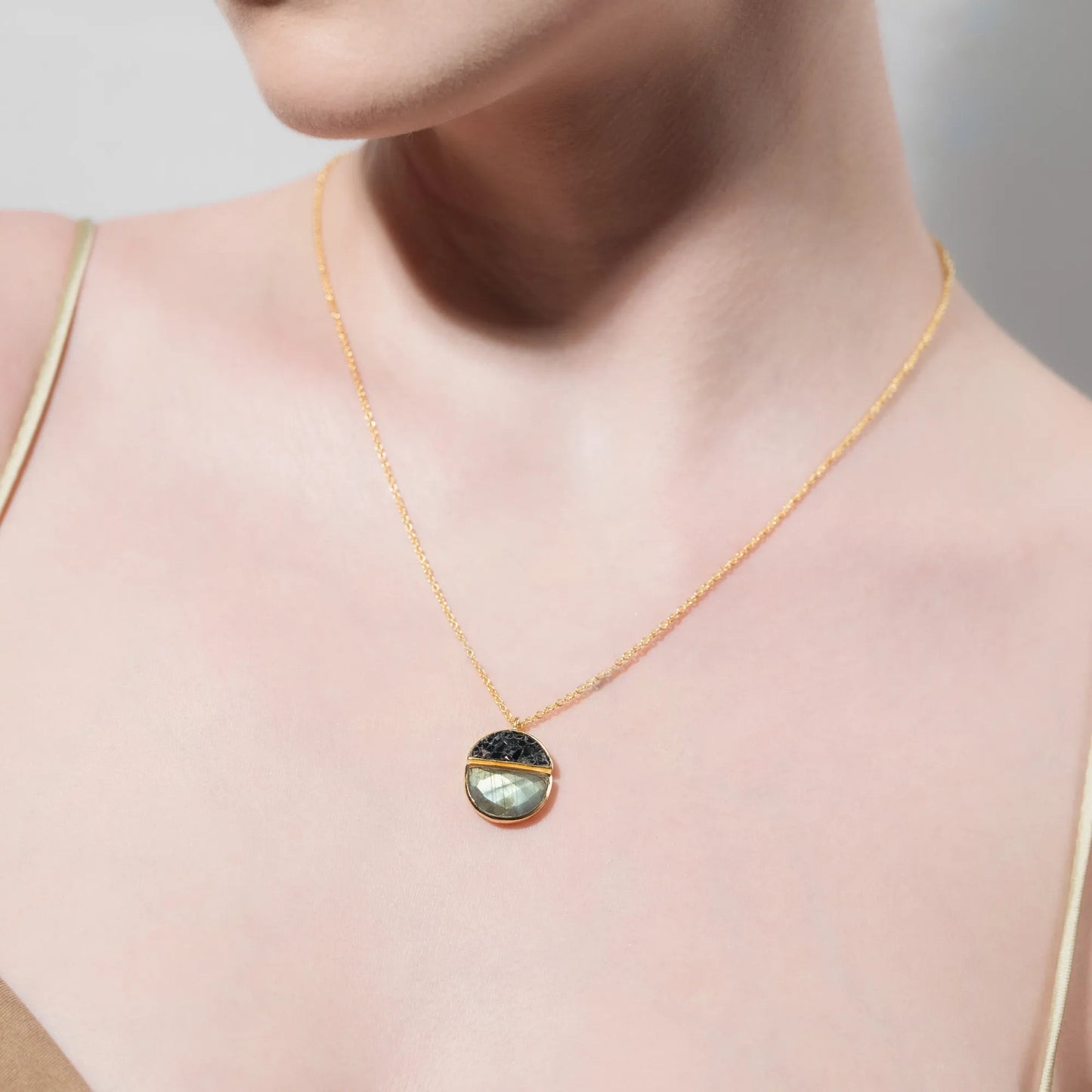 Tide Mirror Pendant