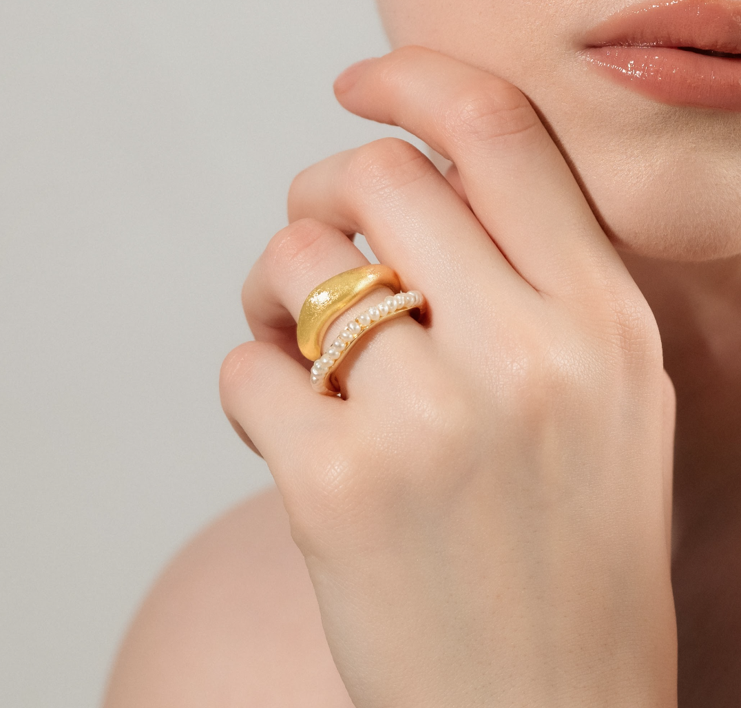 Embrace Ring