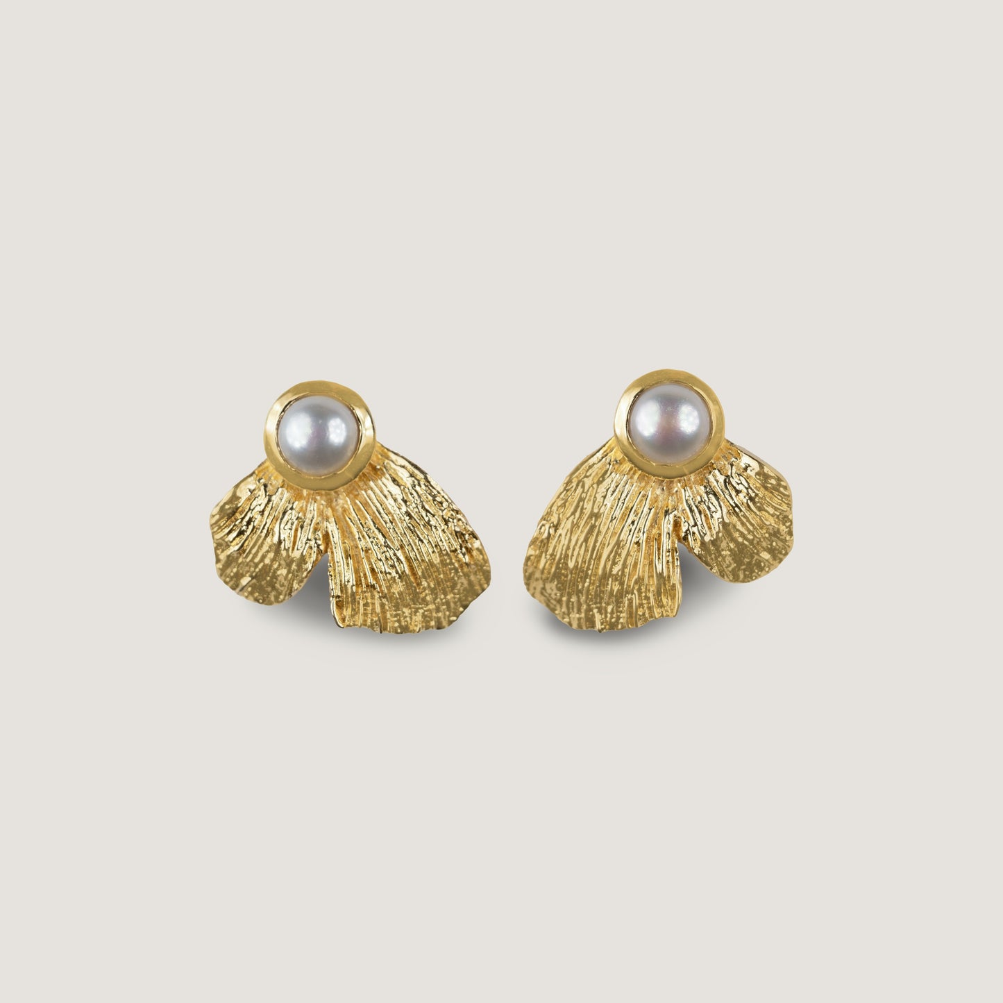 Gleamleaf Studs
