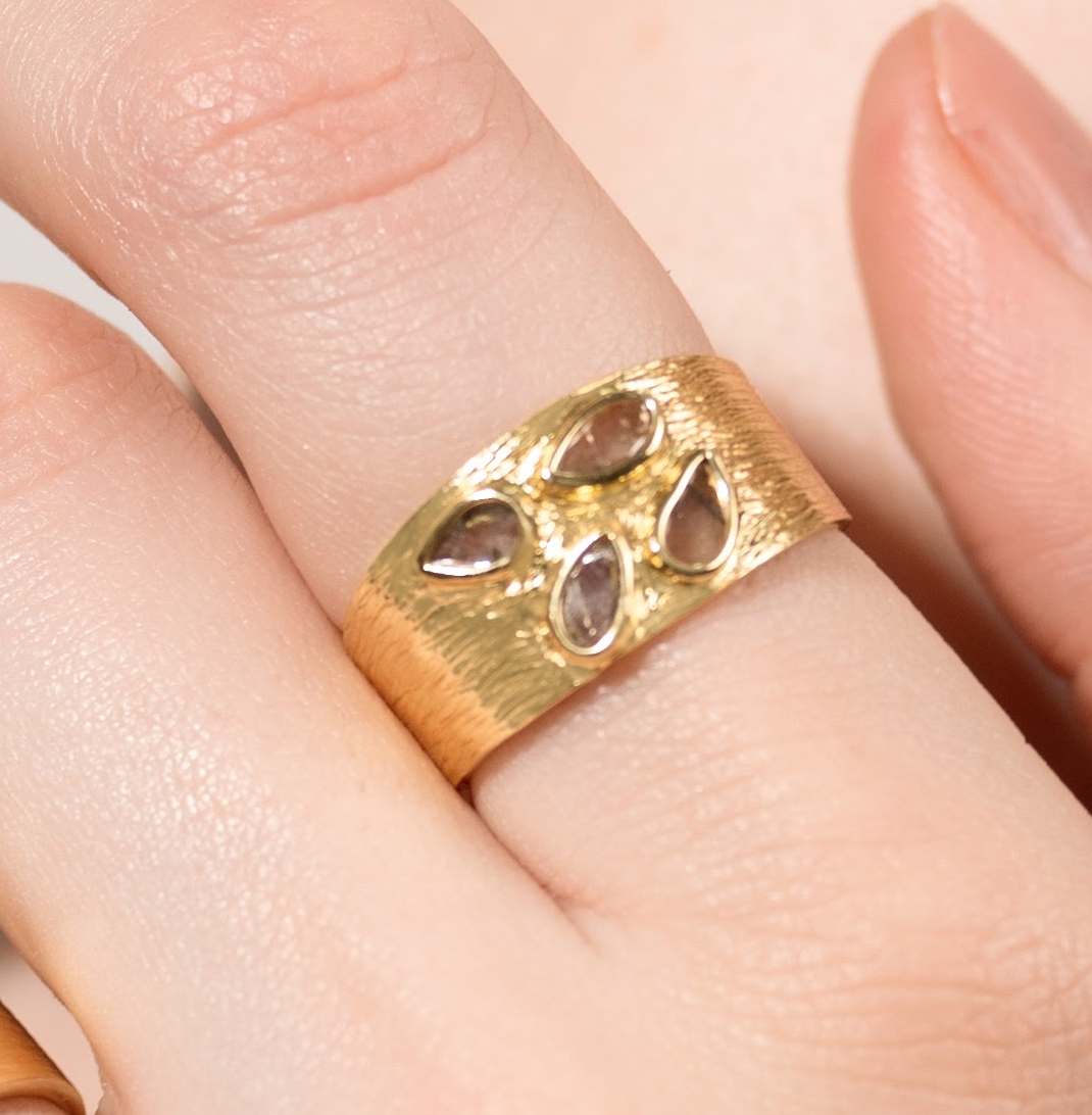 Horizon Crest Ring