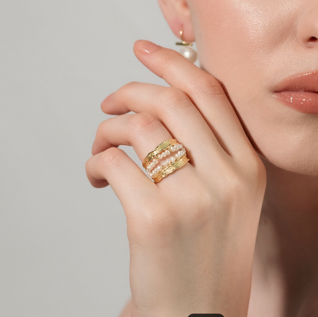 Poise Ring