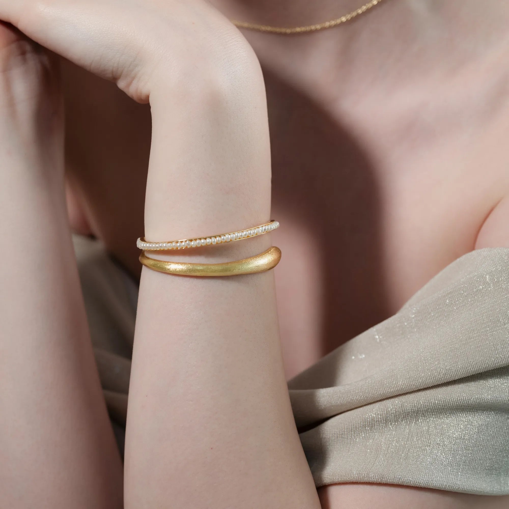 Serif Pearl Duo Cuff