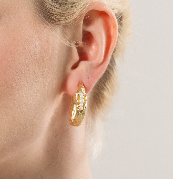 Crater Pearl Hoops – Small