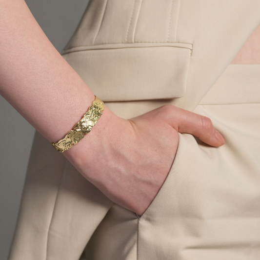 Crust Cuff