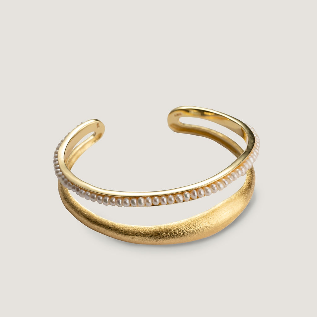 Serif Pearl Duo Cuff