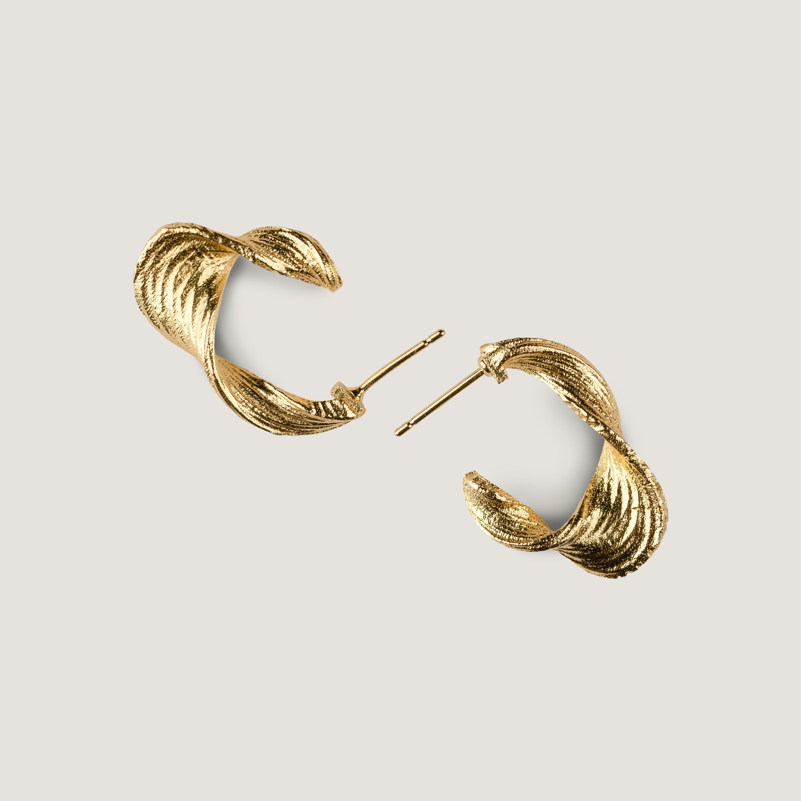 Wavecut Hoops