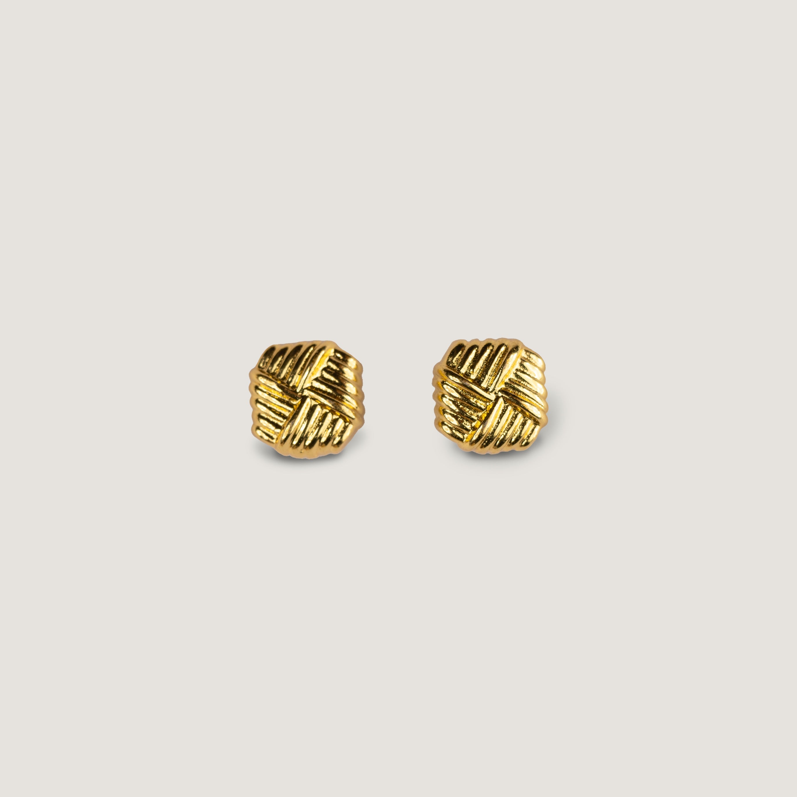 Tide Grid Studs