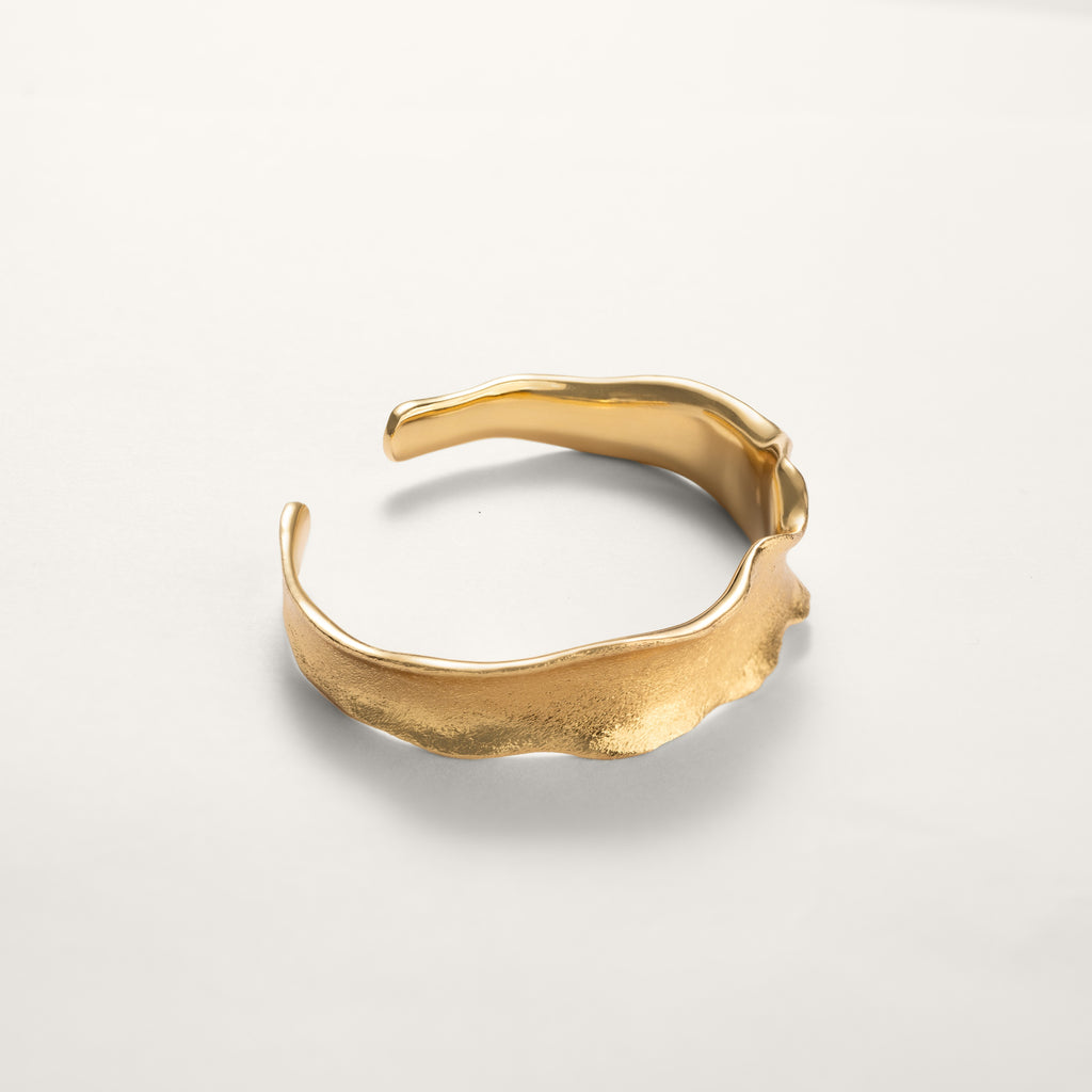 Salt Crest Cuff